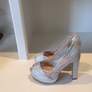 Silver, sequence heel